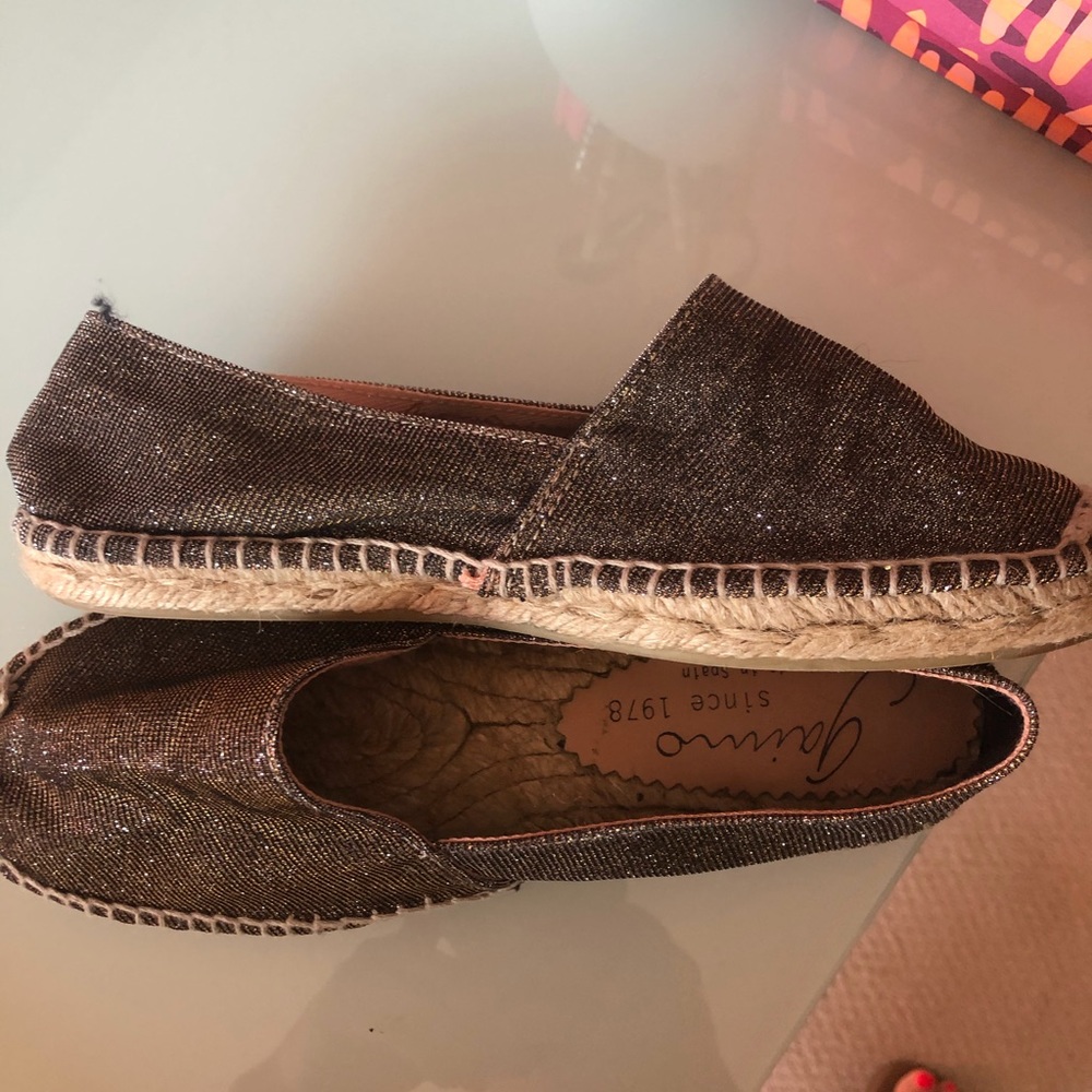 FABULOUS ESPADRILLES—-METALLIC